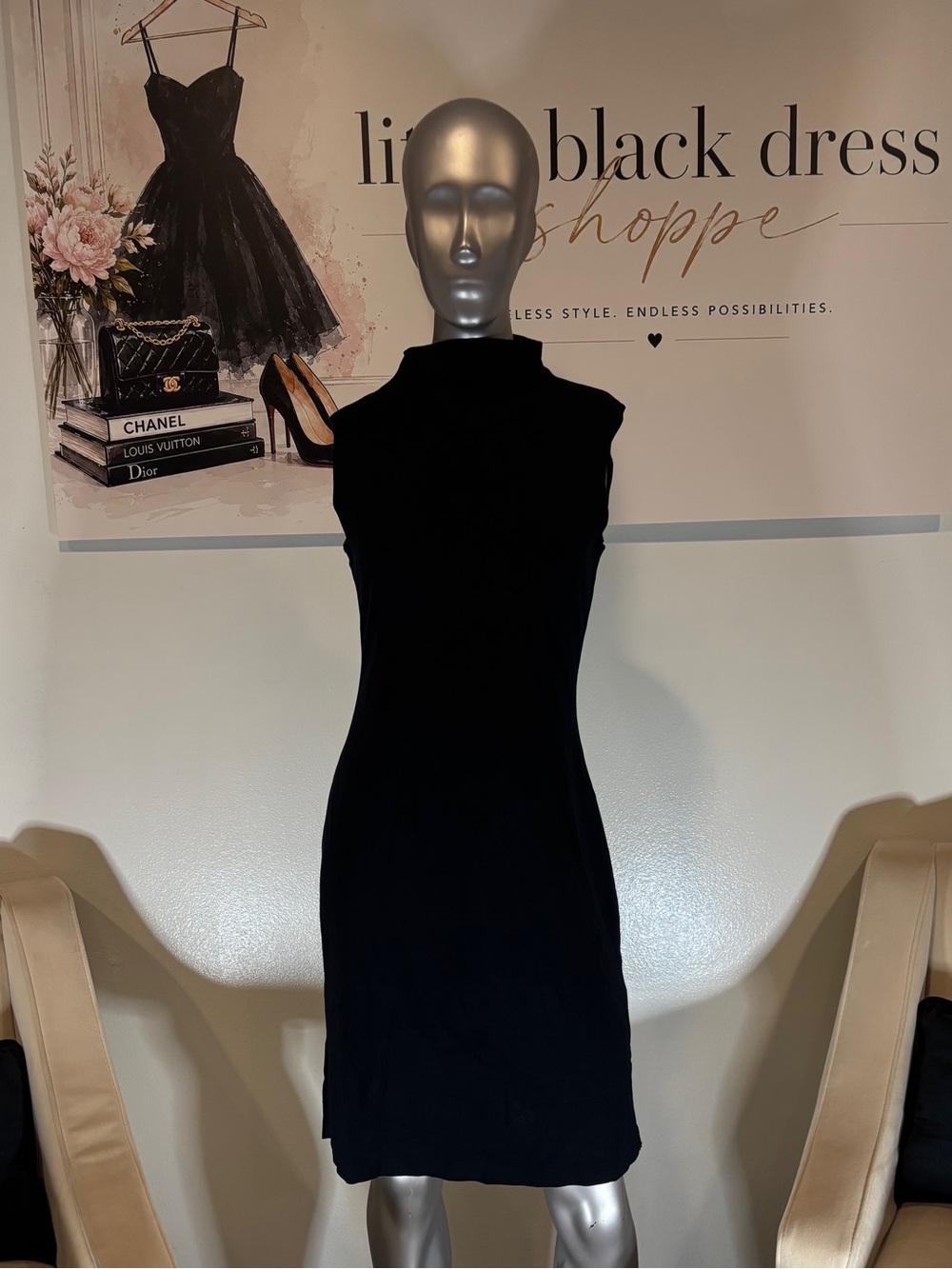 Tailor B. Moss Black Sleeveless Mock-Neck Midi Dress